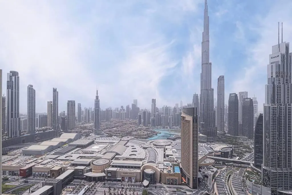 Burj Khalifa & Fountain View In Downtown - Opposite To Dubai Mall - Super High Floor - Big Balcony Setup